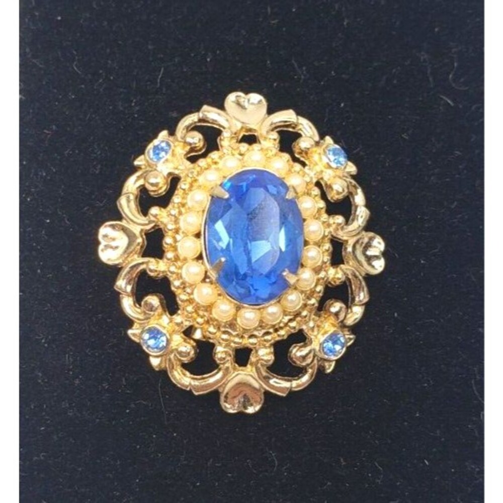 Vintage Signed 1930s - 40s  Coro Sapphire Blue Rhinestone Brooch Faux Pearl
